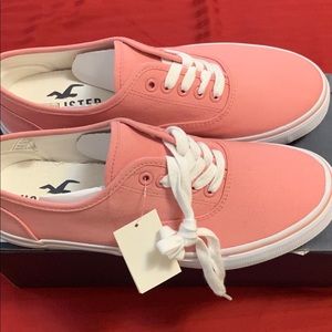 MEN'S HOLLISTER LACE UP SHOE SIZE 9